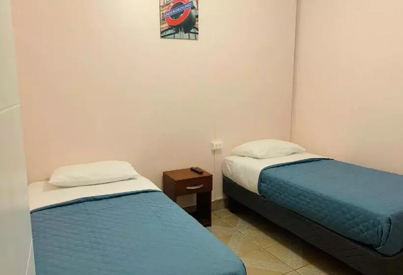 پانسیون Hostal Iria