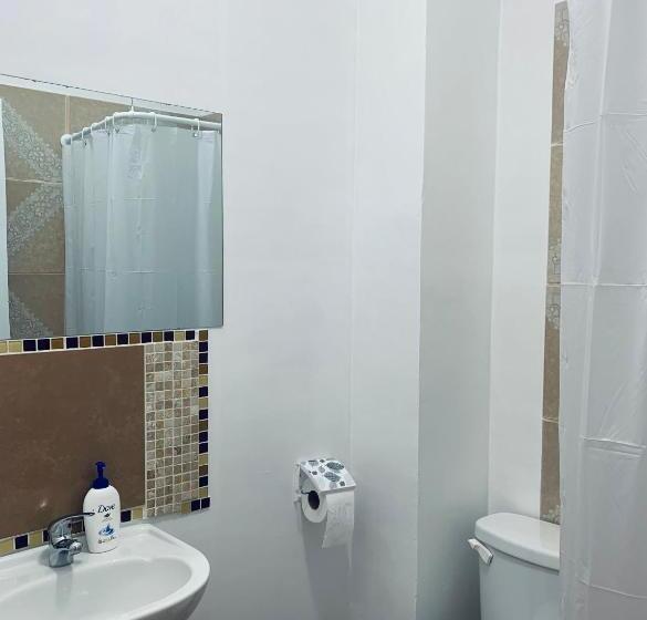 پانسیون Hostal Iria