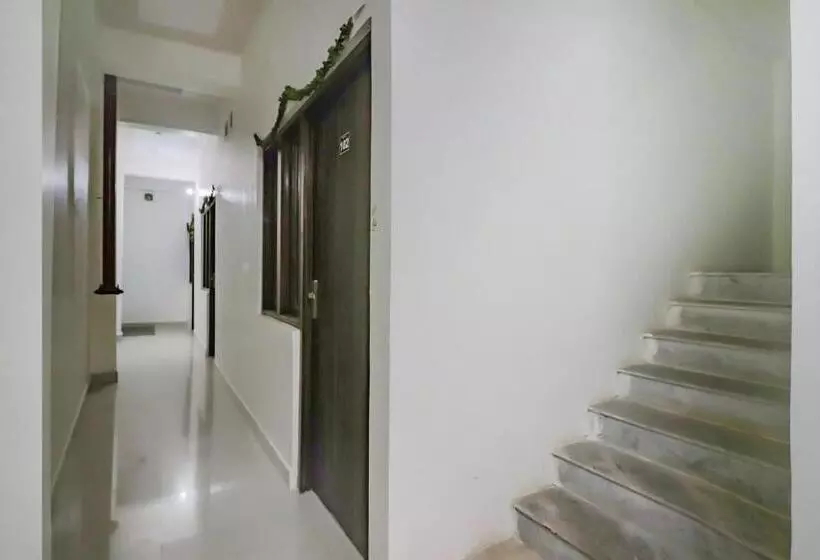 ペンション Rajlakshmi Guest House