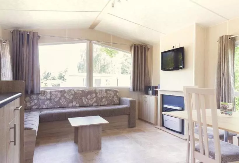 リゾートホテル Mobile Home 4p