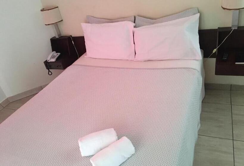 Binder Hotel Mogi Guaçu