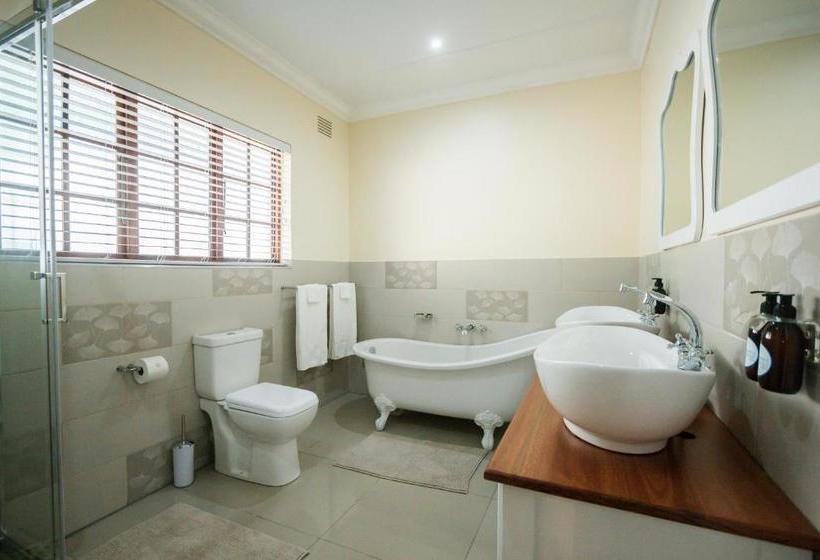 Charlotte S Bed And Breakfast