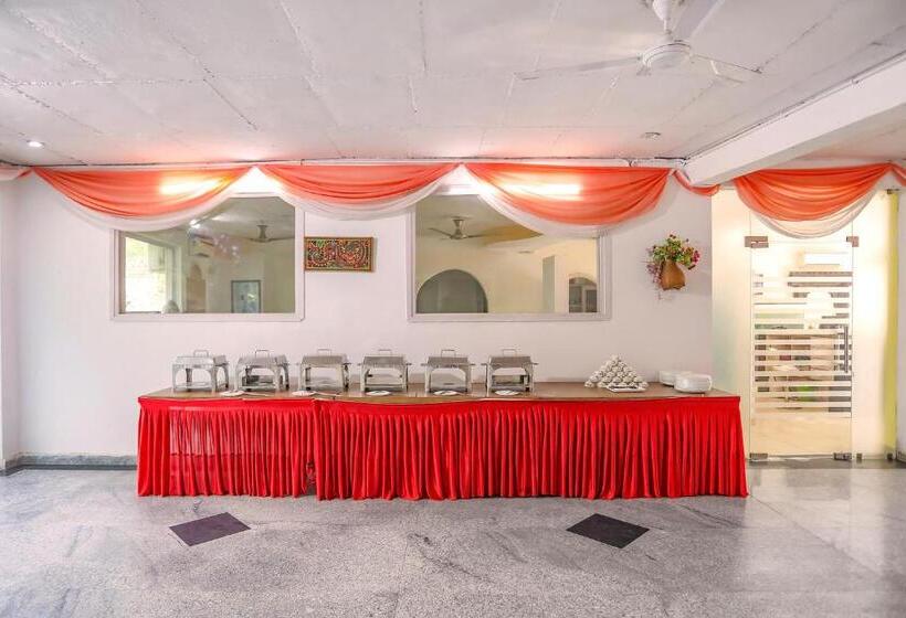 Fabhotel Aravali Suites