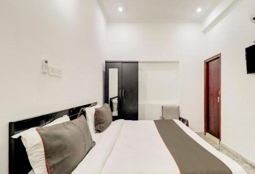 ホテル Collection O Bj Residency Near Botanic Garden Of Indian Republic