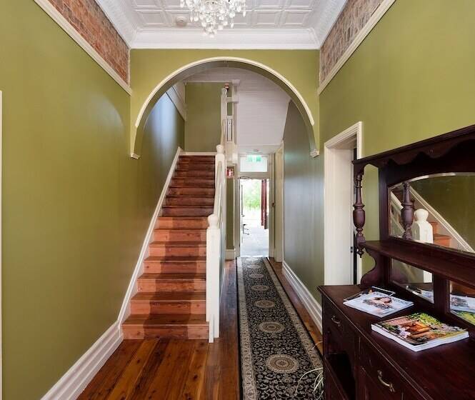 酒店 Commercial Travellers House