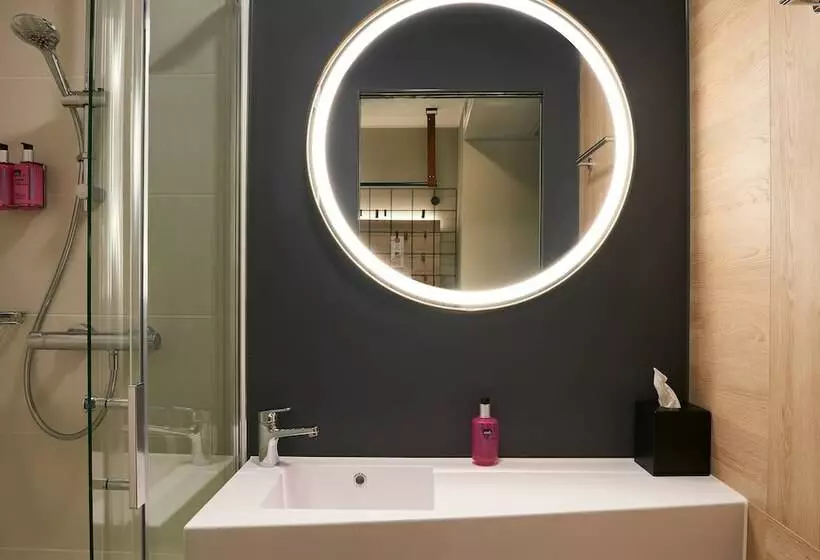 ホテル Moxy Chester