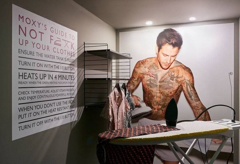 ホテル Moxy Chester