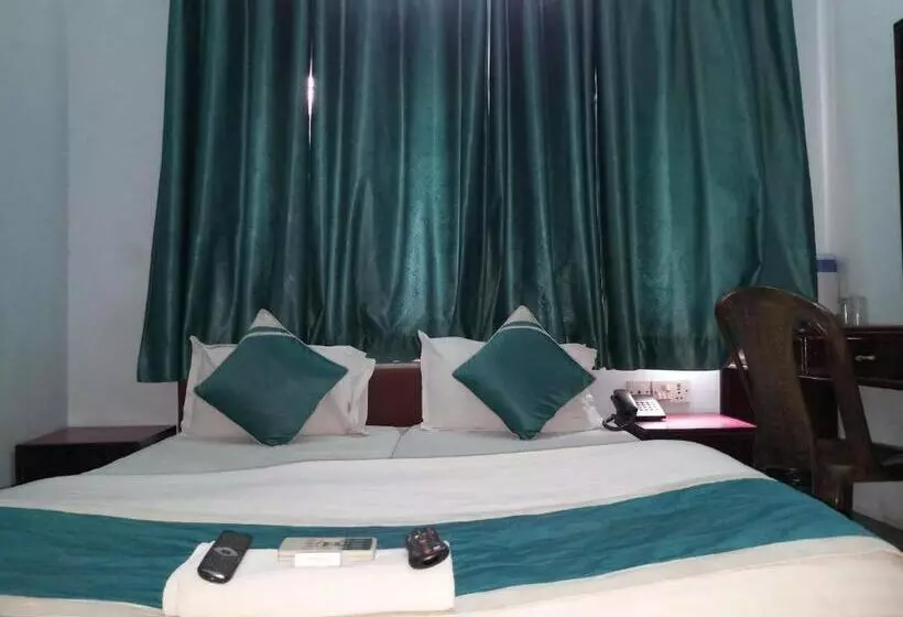 ホテル Mrignayani