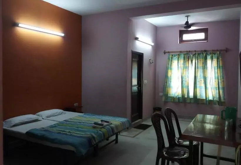 ホテル Mrignayani