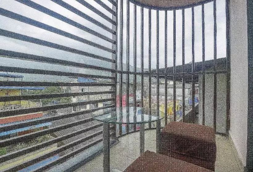 Hotelli Flagship 76385  Samrat Palace  Moca