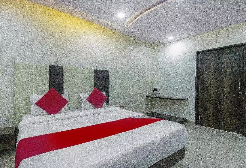 Hotelli Flagship 76385  Samrat Palace  Moca