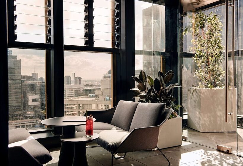 Quincy Hotel Melbourne