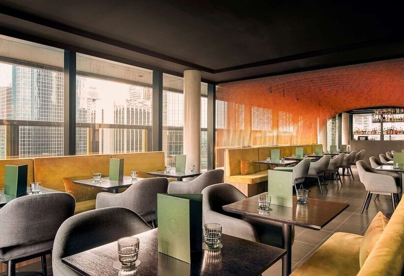 Quincy Hotel Melbourne