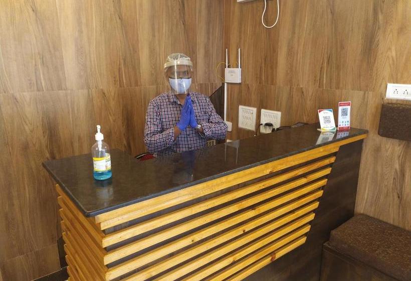 בית מלון כפרי Rani And Rani Residency