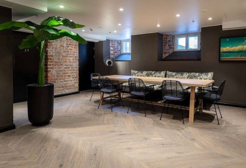 Hotelli Scandic Grand Central Helsinki