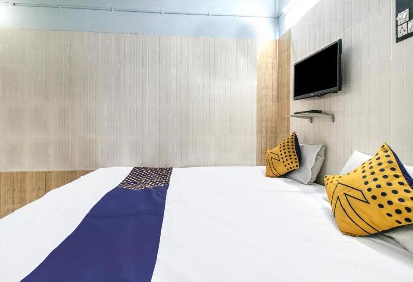 בית מלון כפרי Spot On 75774 Goodwill Lodge