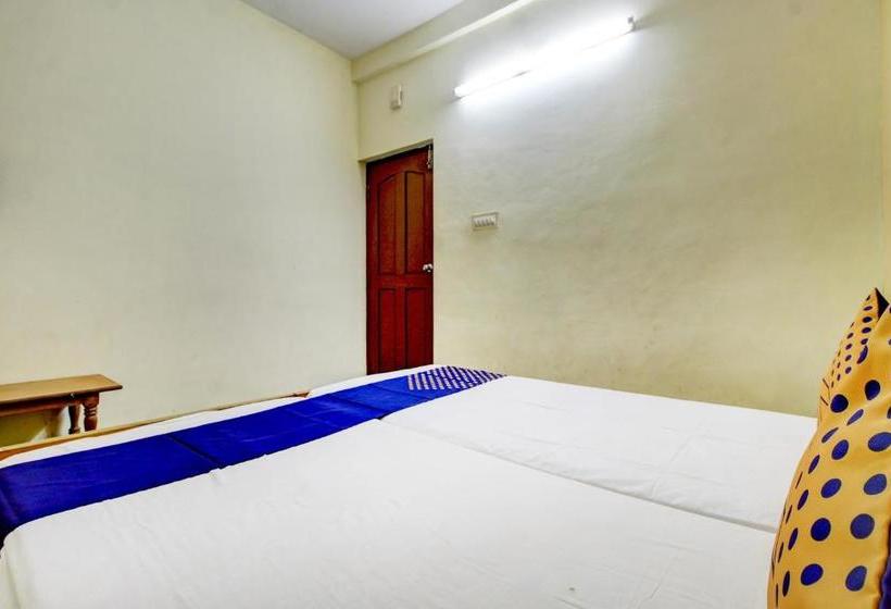 فندق Spot On 76536 Silver House