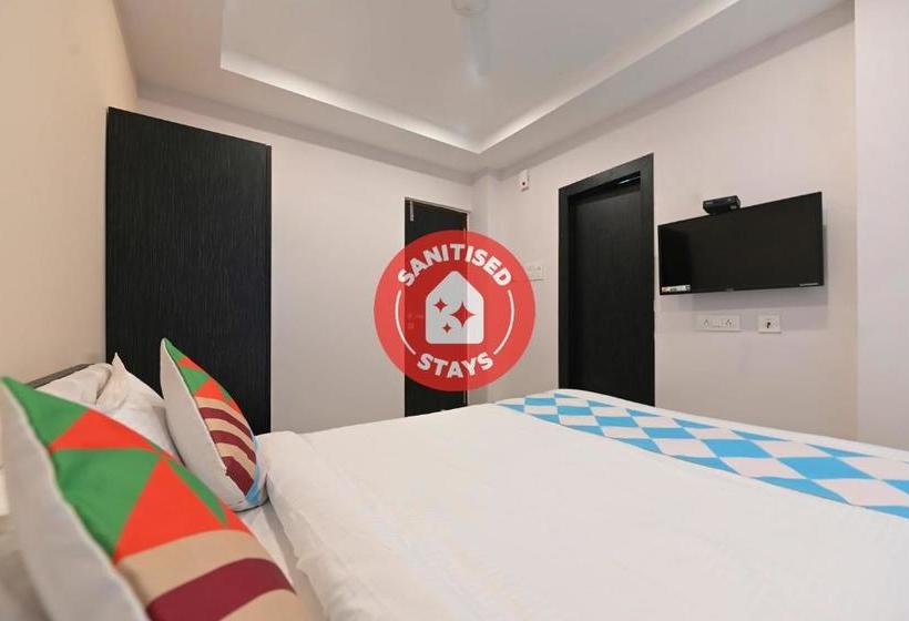 Majatalo Oyo Home 48030 Comfortable Stay Newtown