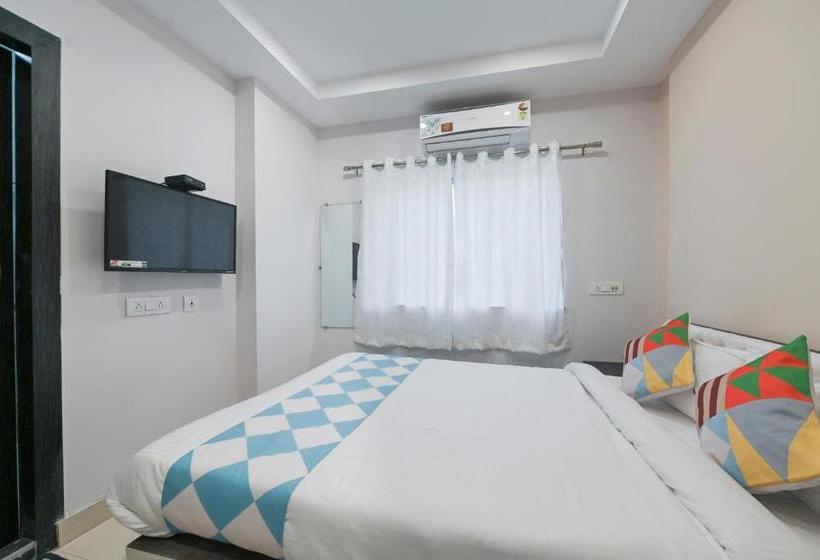 Majatalo Oyo Home 48030 Comfortable Stay Newtown