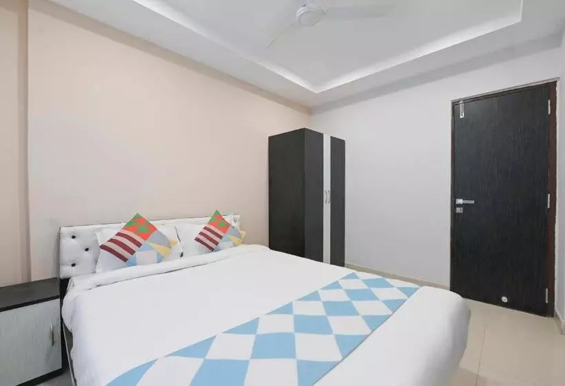 Majatalo Oyo Home 48030 Comfortable Stay Newtown
