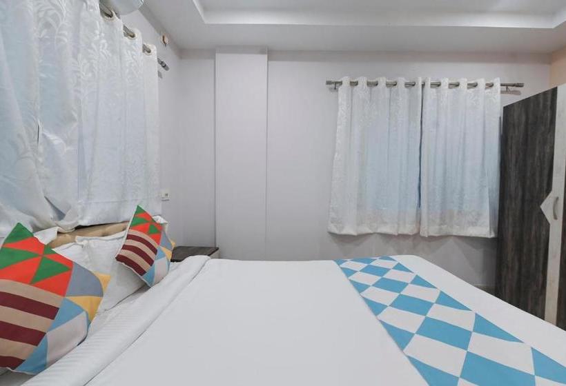 Majatalo Oyo Home 48030 Comfortable Stay Newtown