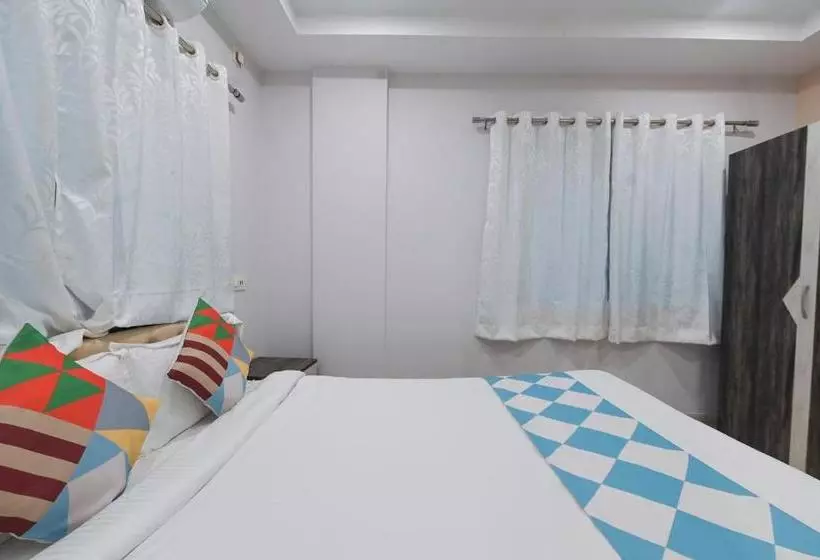 Majatalo Oyo Home 48030 Comfortable Stay Newtown