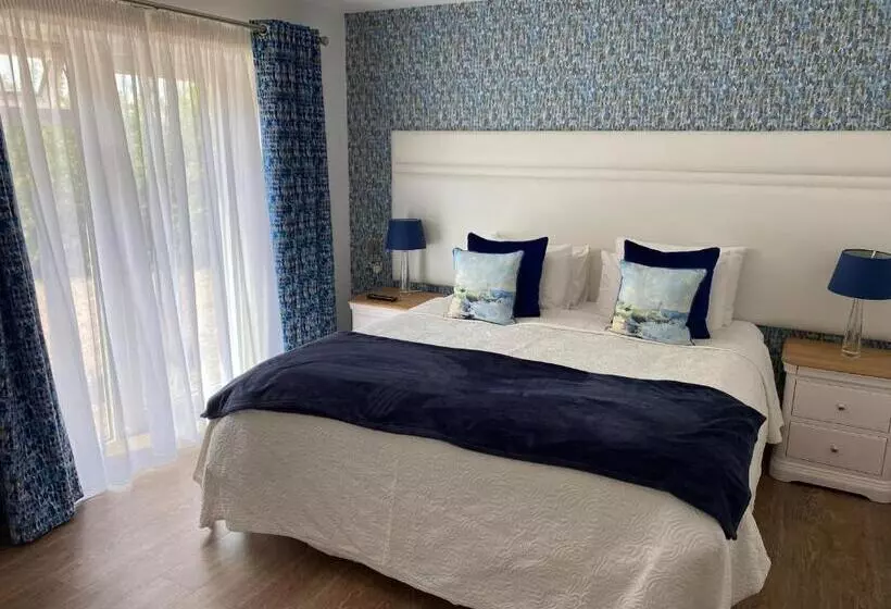 Toppesfield House B&b