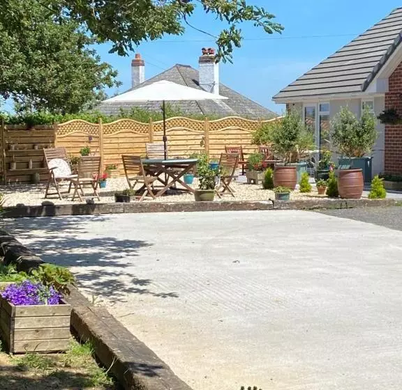 Toppesfield House B&b