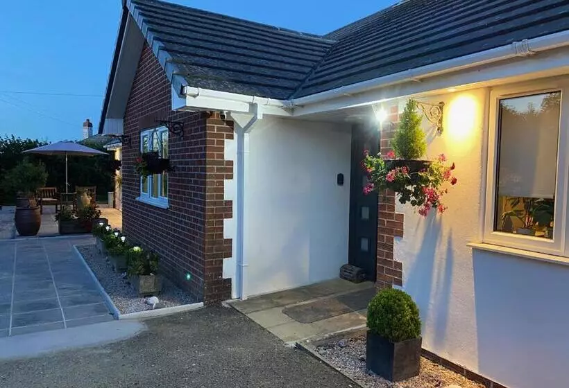 Toppesfield House B&b