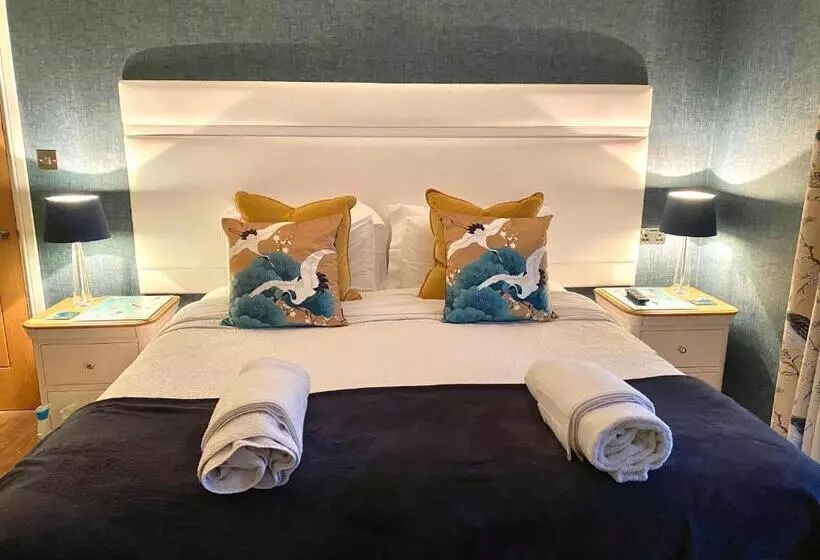 Toppesfield House B&b