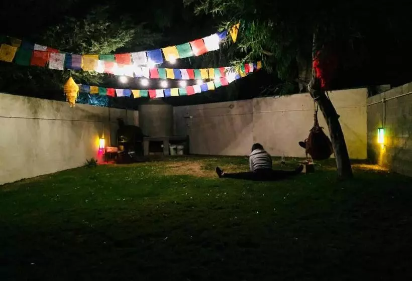 Retkeilymaja Roots Backpackers