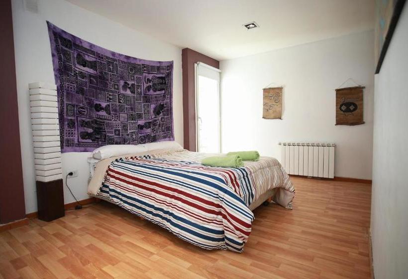 旅馆 Roots Backpackers