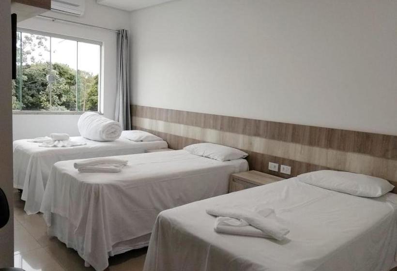 בית מלון כפרי Master