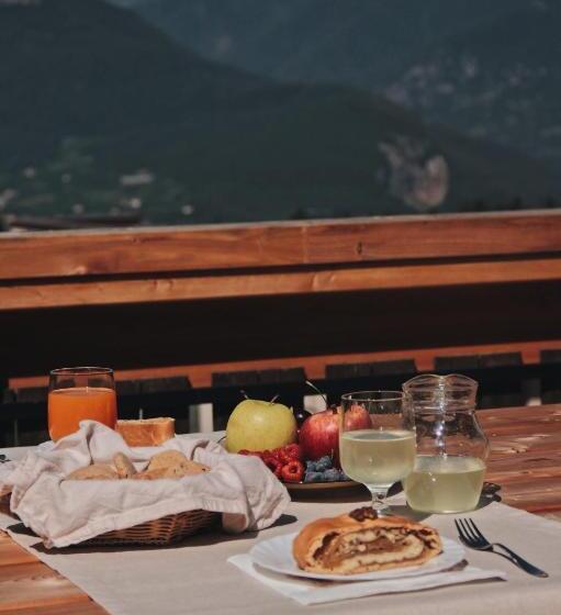 ホテル San Romedio Agriturismo