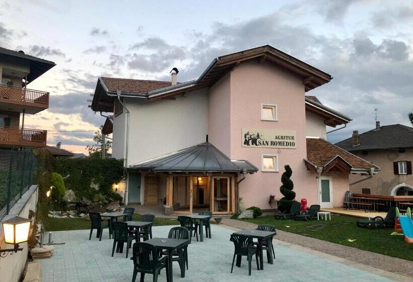 ホテル San Romedio Agriturismo
