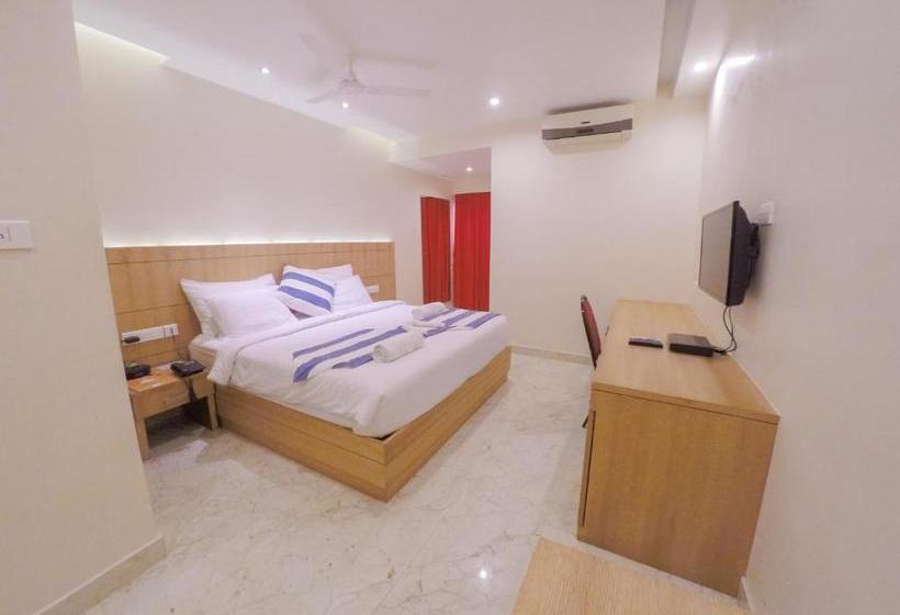 Отель Vinnca Lrn Excellency