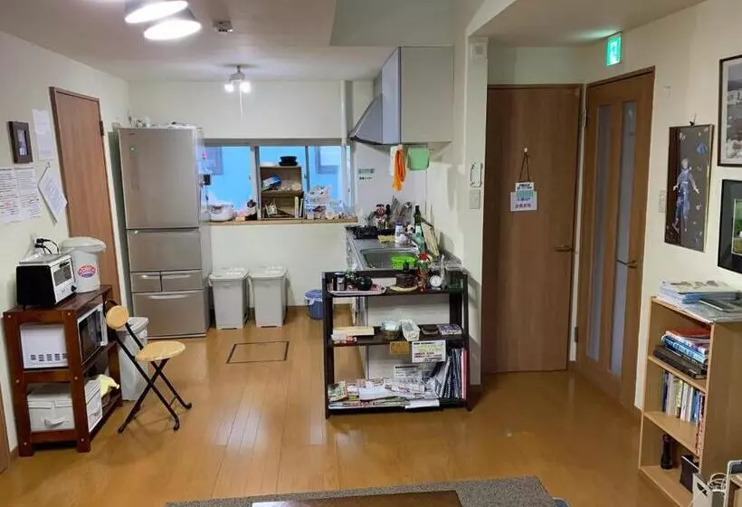 Majatalo Guesthouse Tomaya