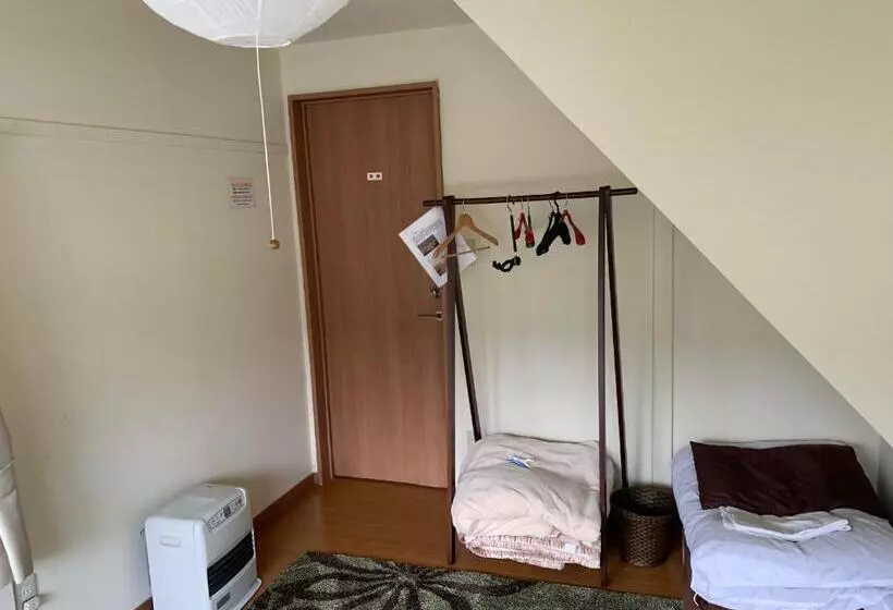 Majatalo Guesthouse Tomaya