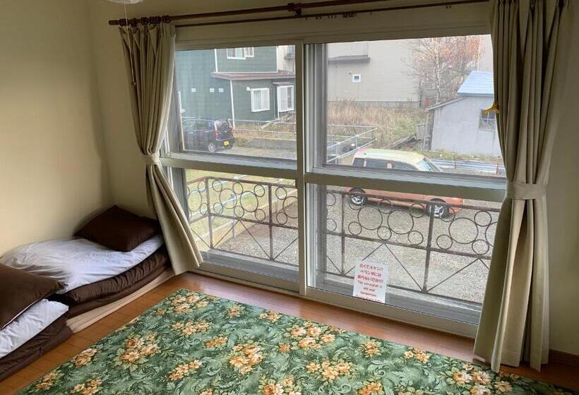 بنسيون Guesthouse Tomaya