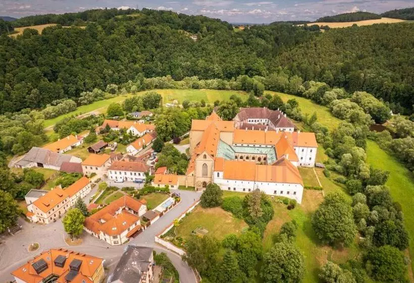 Majatalo Penzion A Kemp Koruna