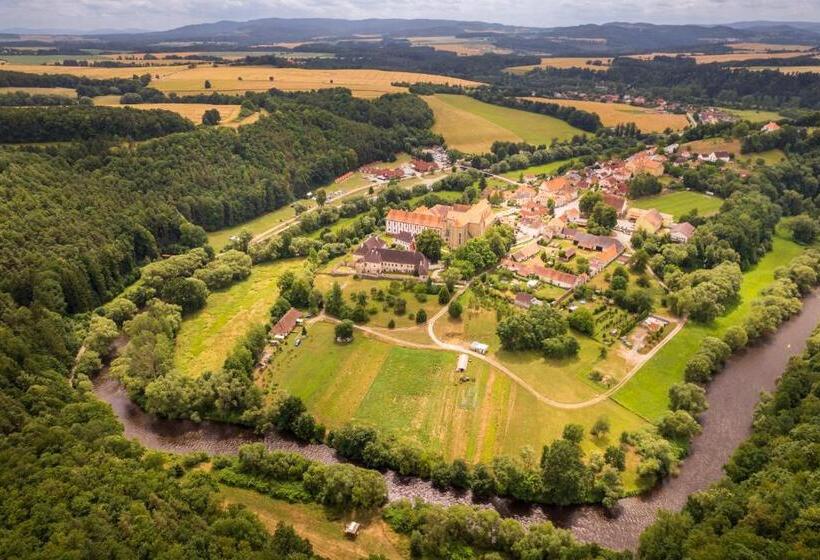 פנסיון Penzion A Kemp Koruna