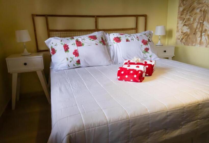 بنسيون Pousada Gata Russa