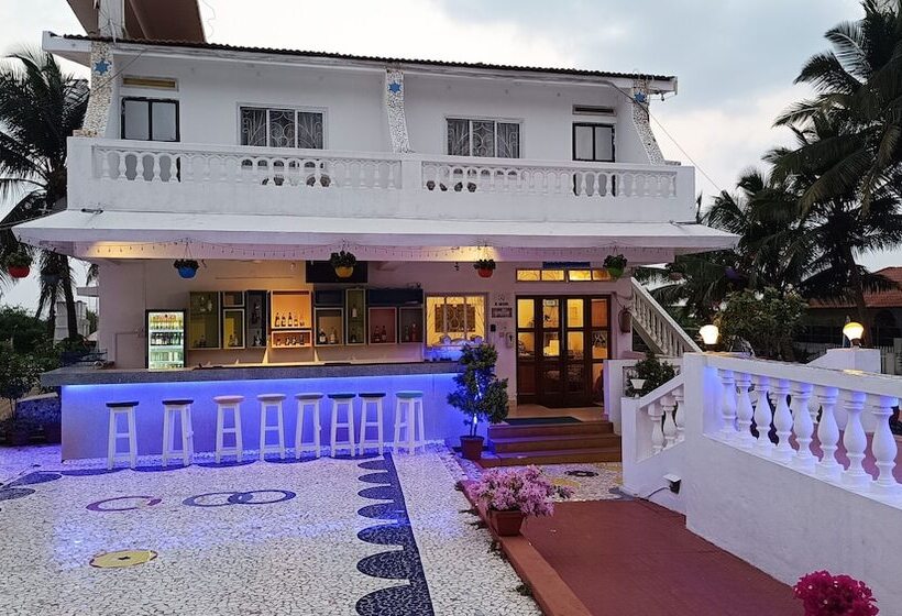 Qees Empire Beach Resort