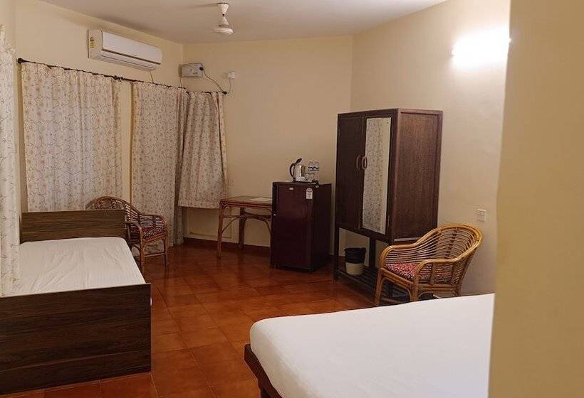 Qees Empire Beach Resort