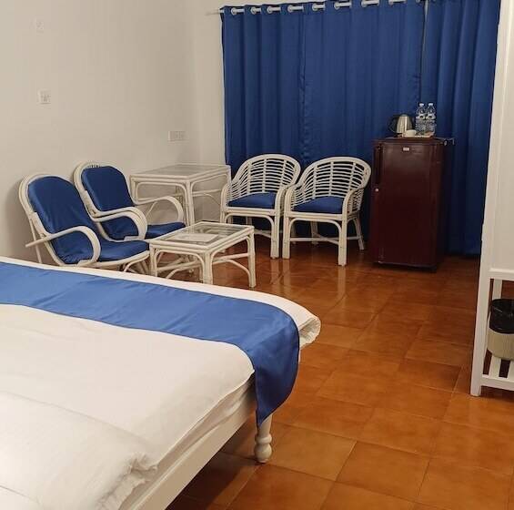 Qees Empire Beach Resort