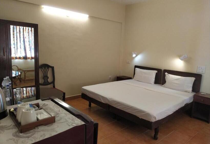 Qees Empire Beach Resort