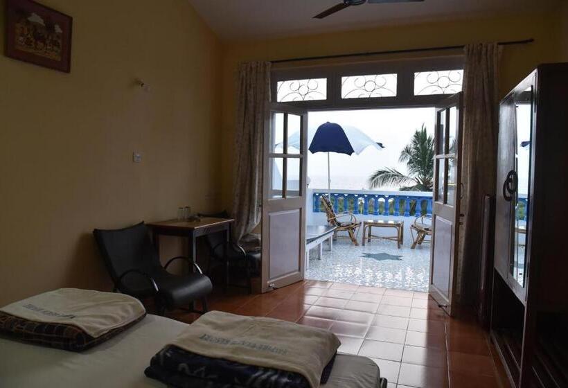 Qees Empire Beach Resort