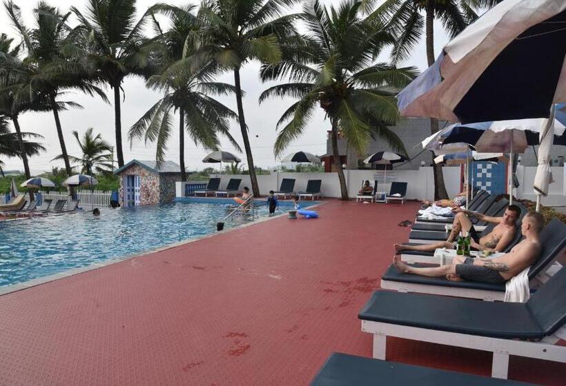 Qees Empire Beach Resort