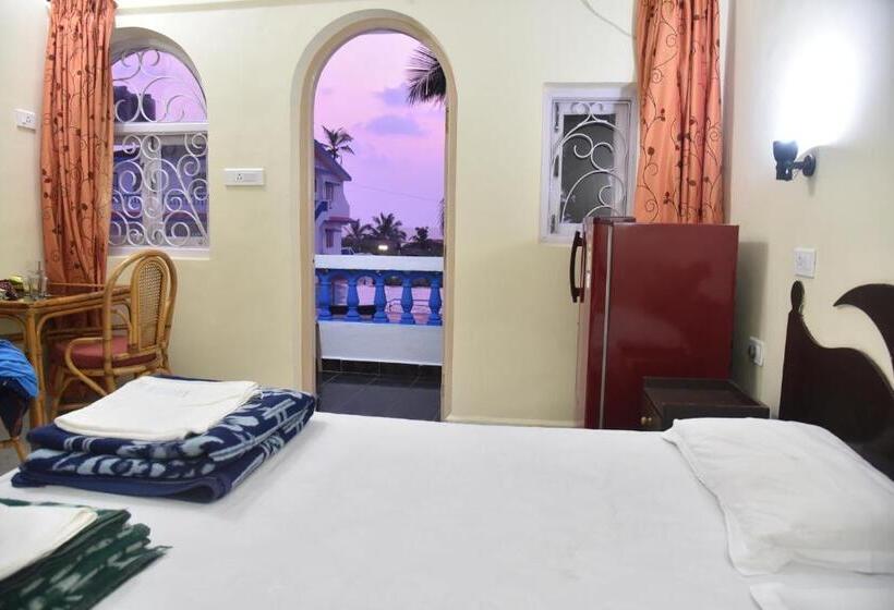 Qees Empire Beach Resort