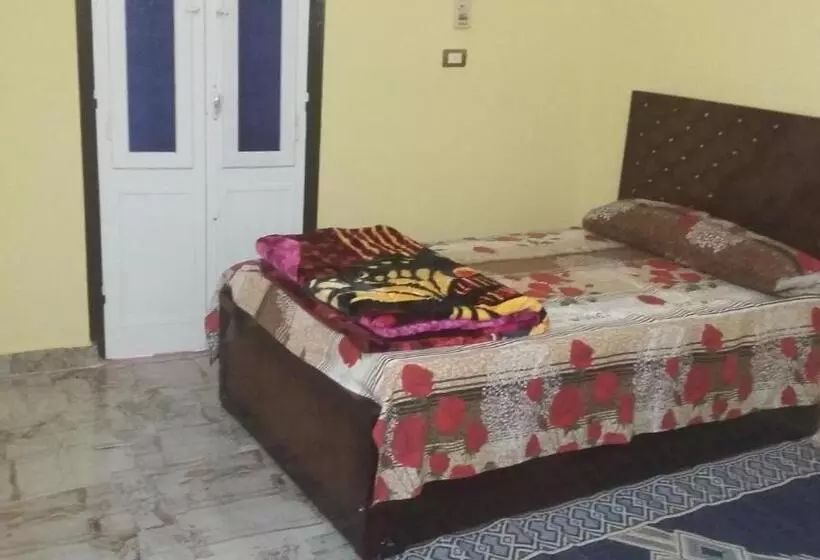 تختخواب و صبحانه King Nubian Guest House